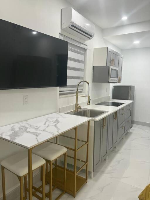 Stunning Deluxe Studio Hialeah Ngoại thất bức ảnh